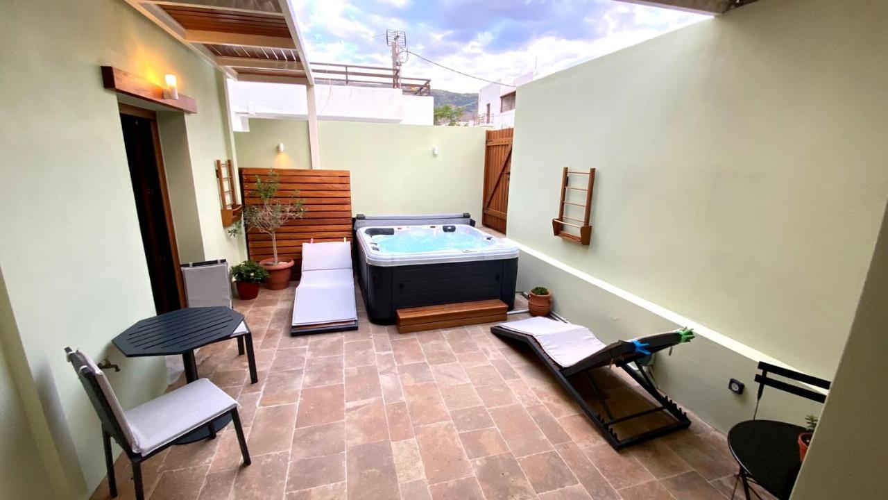 Andros 4 All Seasons Villas & Suites Ormos  Extérieur photo