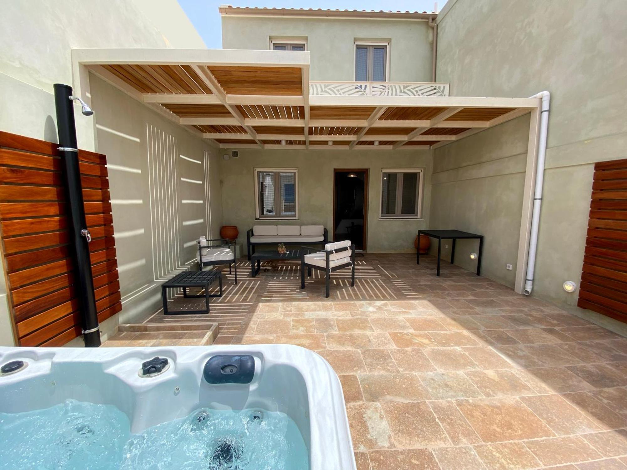 Andros 4 All Seasons Villas & Suites Ormos  Extérieur photo